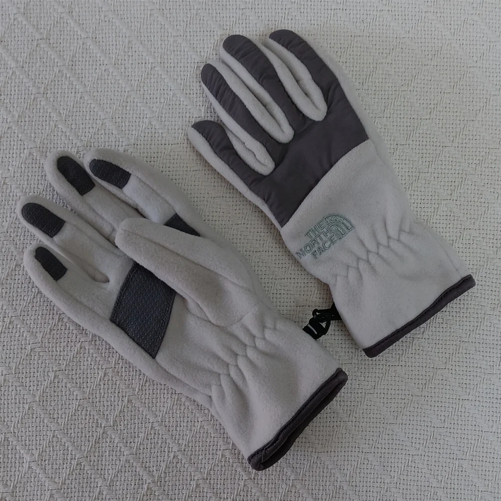 The North Face Women's Denali Winter Thermal Gloves White Pache Gray XS/TP